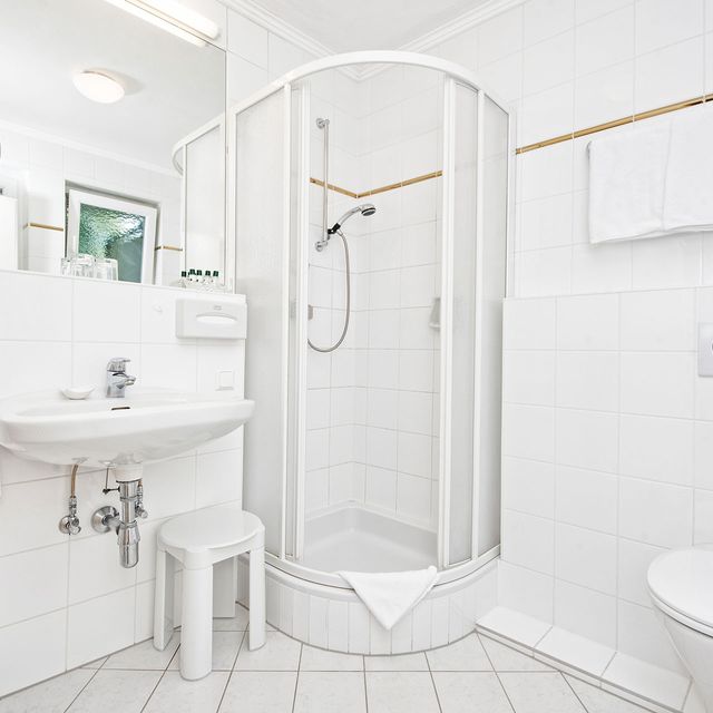 Ferienhotel Schönruh in Drobollach am Faaker See - Zimmer